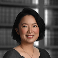 Ms Queenie Lau SC